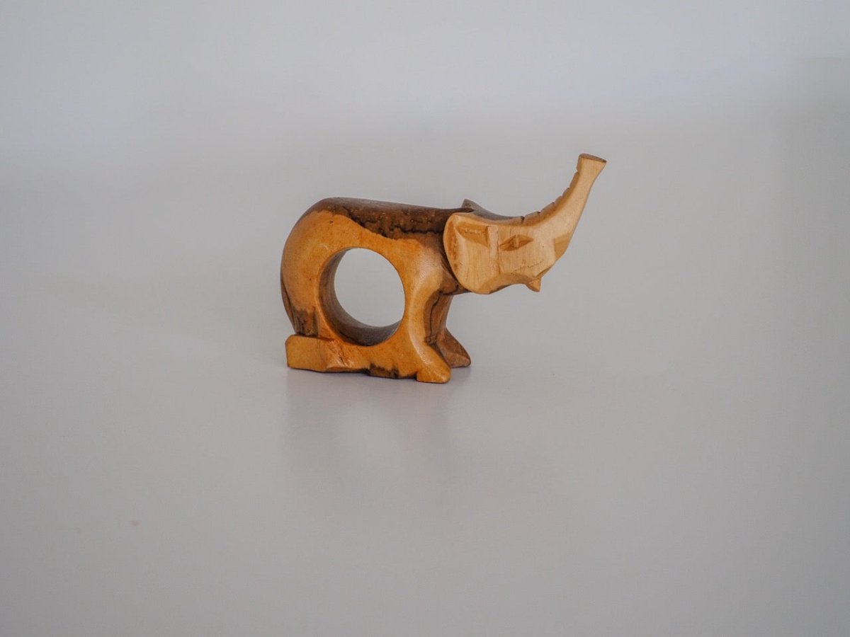 90s African Natural Wood - carved Animal Napkin Rings (Set of 6) Lifestyle - Afterthought Vintage