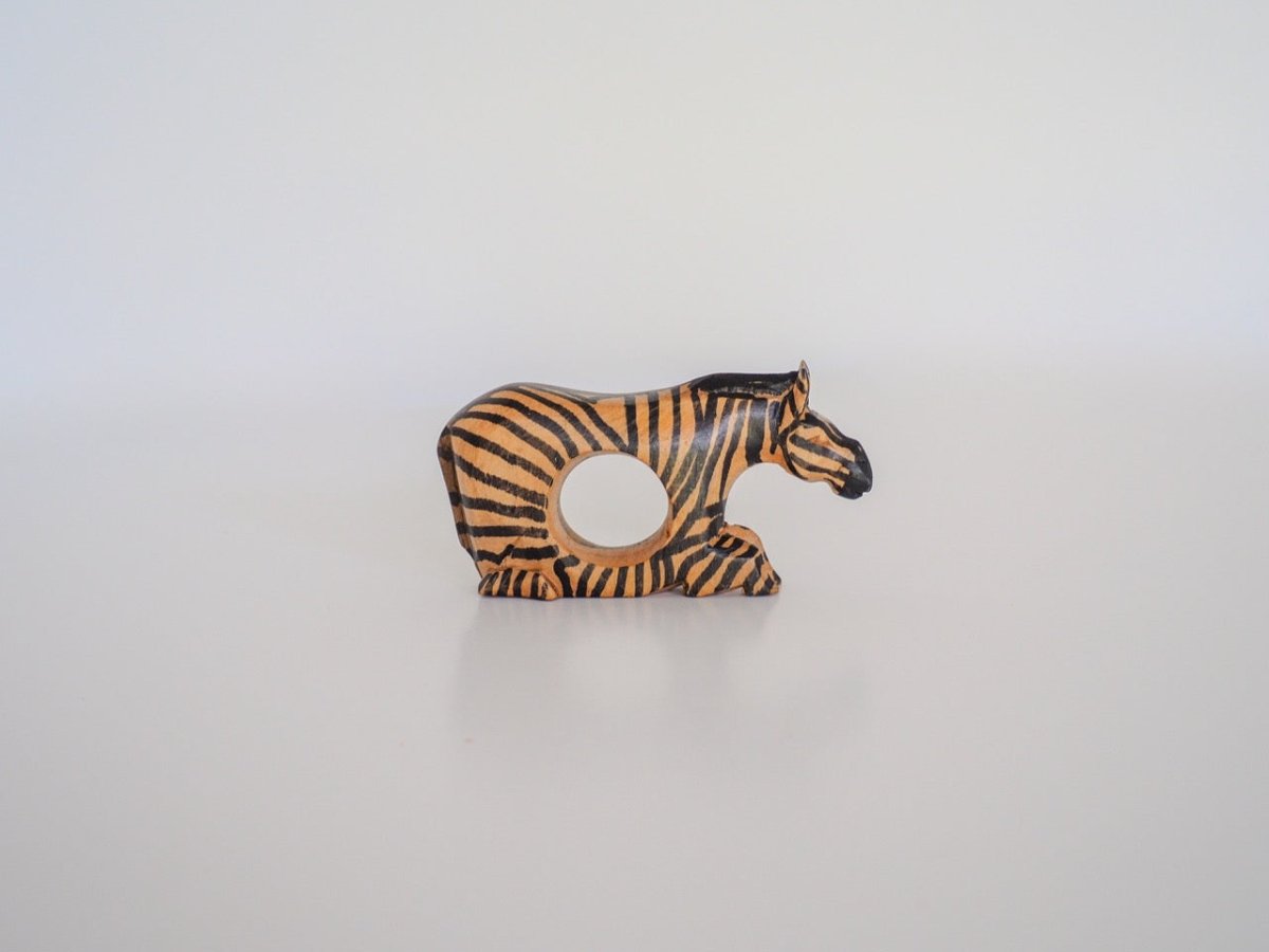 90s African Natural Wood - carved Animal Napkin Rings (Set of 6) Lifestyle - Afterthought Vintage