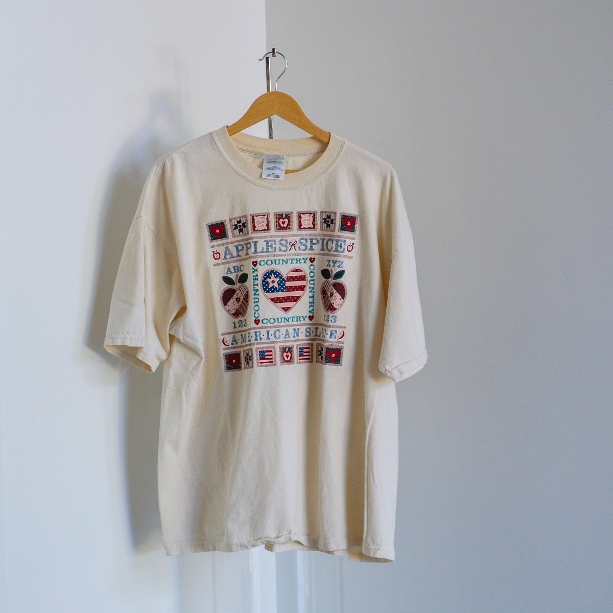 90s Apple Spice American Slice Quilt Graphic T-Shirt Clothes - Afterthought Vintage