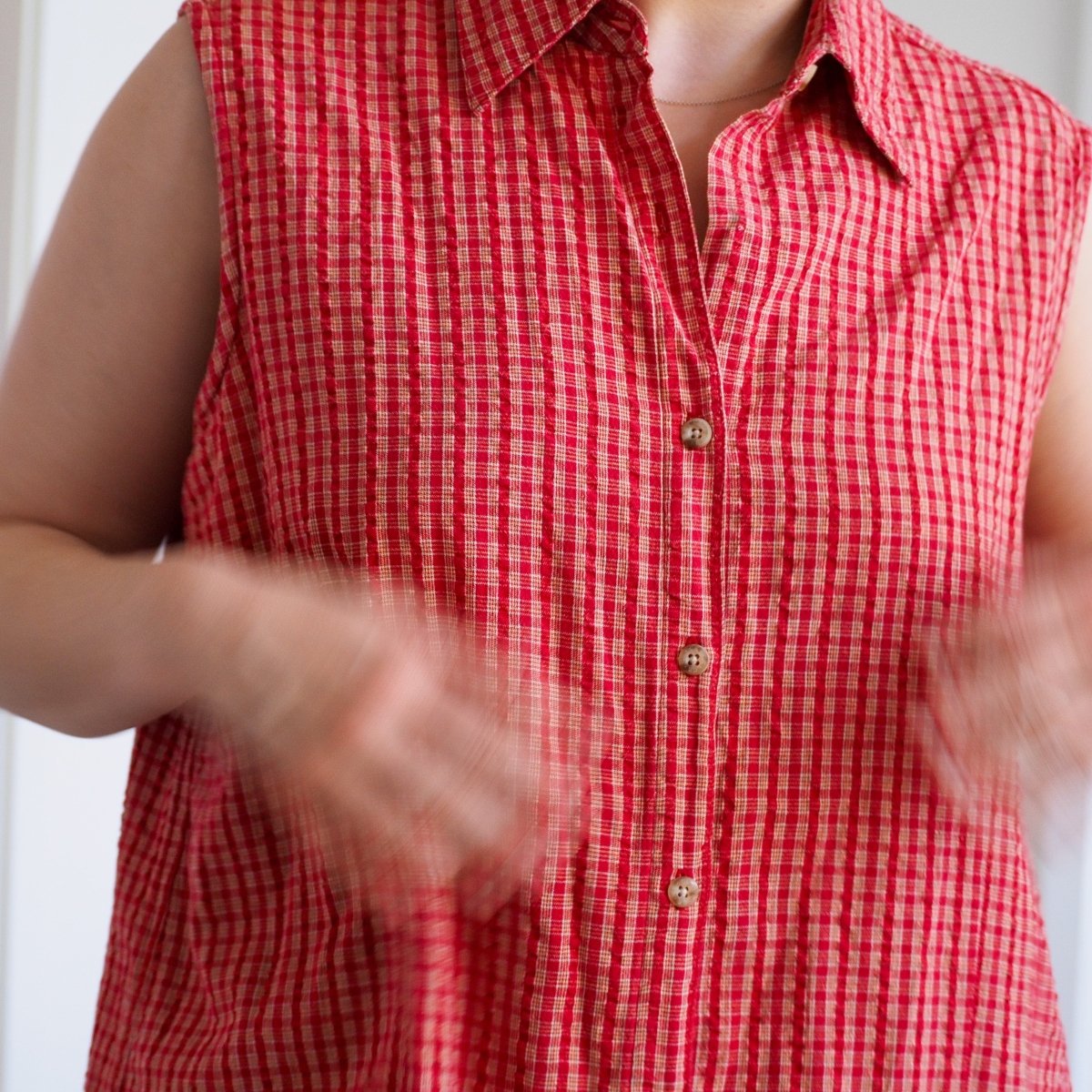 90s Classic Elements Red Plaid Button Up Sleeveless Shirt Clothes - Afterthought Vintage