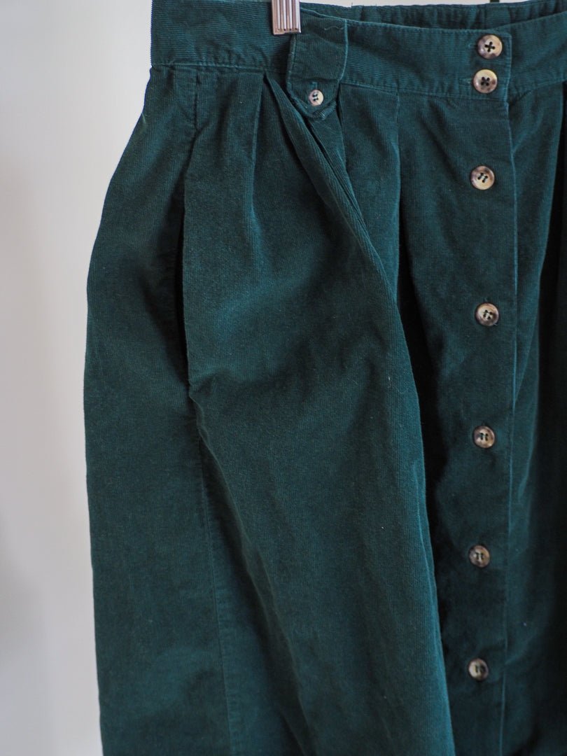 90s Eddie Bauer Fine Corduroy Pleated Skirt with Pockets - Afterthought Vintage