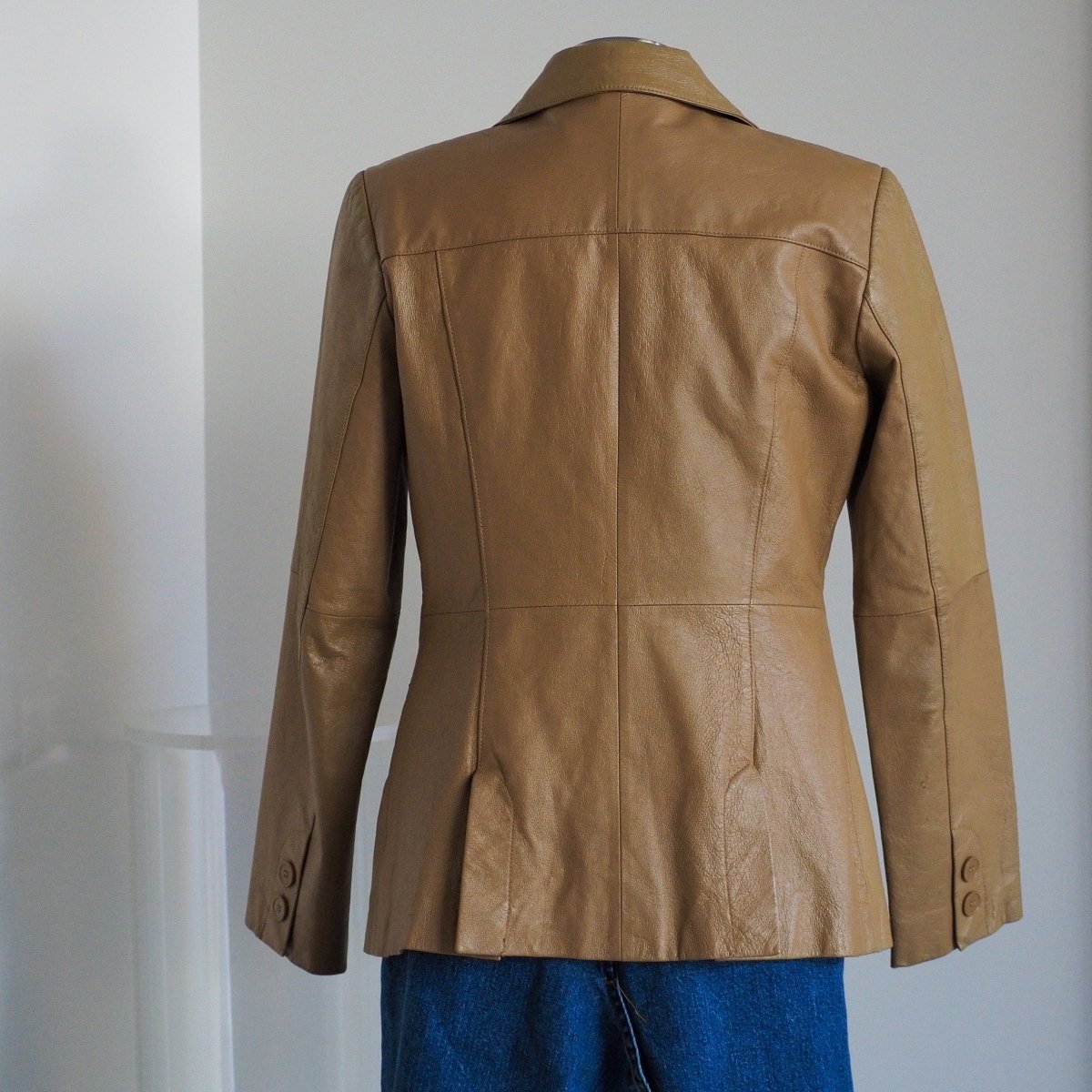 90s Newport News Women's Tan Leather Blazer Clothes - Afterthought Vintage