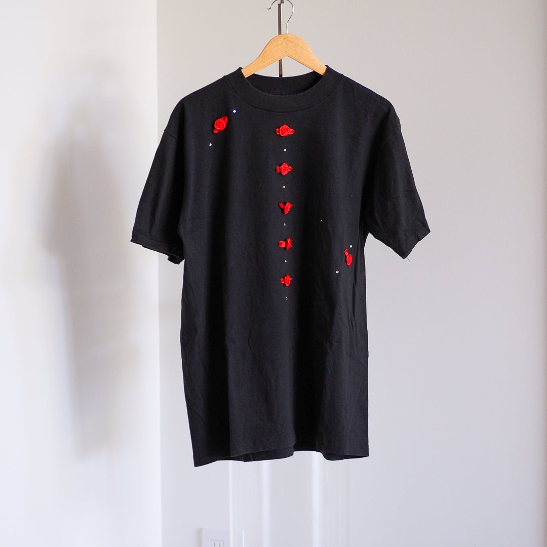 90s Rosette Embellished Blank - Single Stitch T-Shirt Clothes - Afterthought Vintage