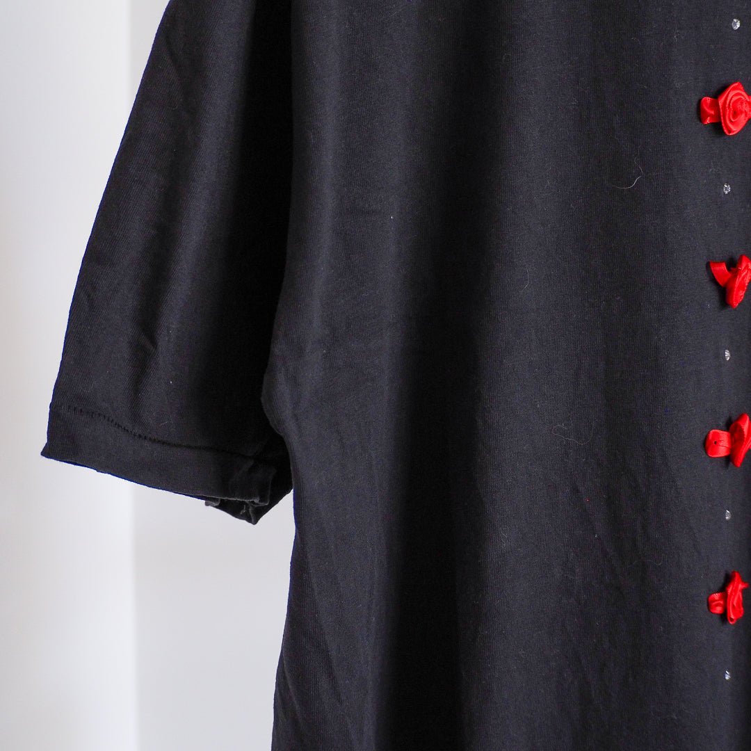 90s Rosette Embellished Blank - Single Stitch T-Shirt