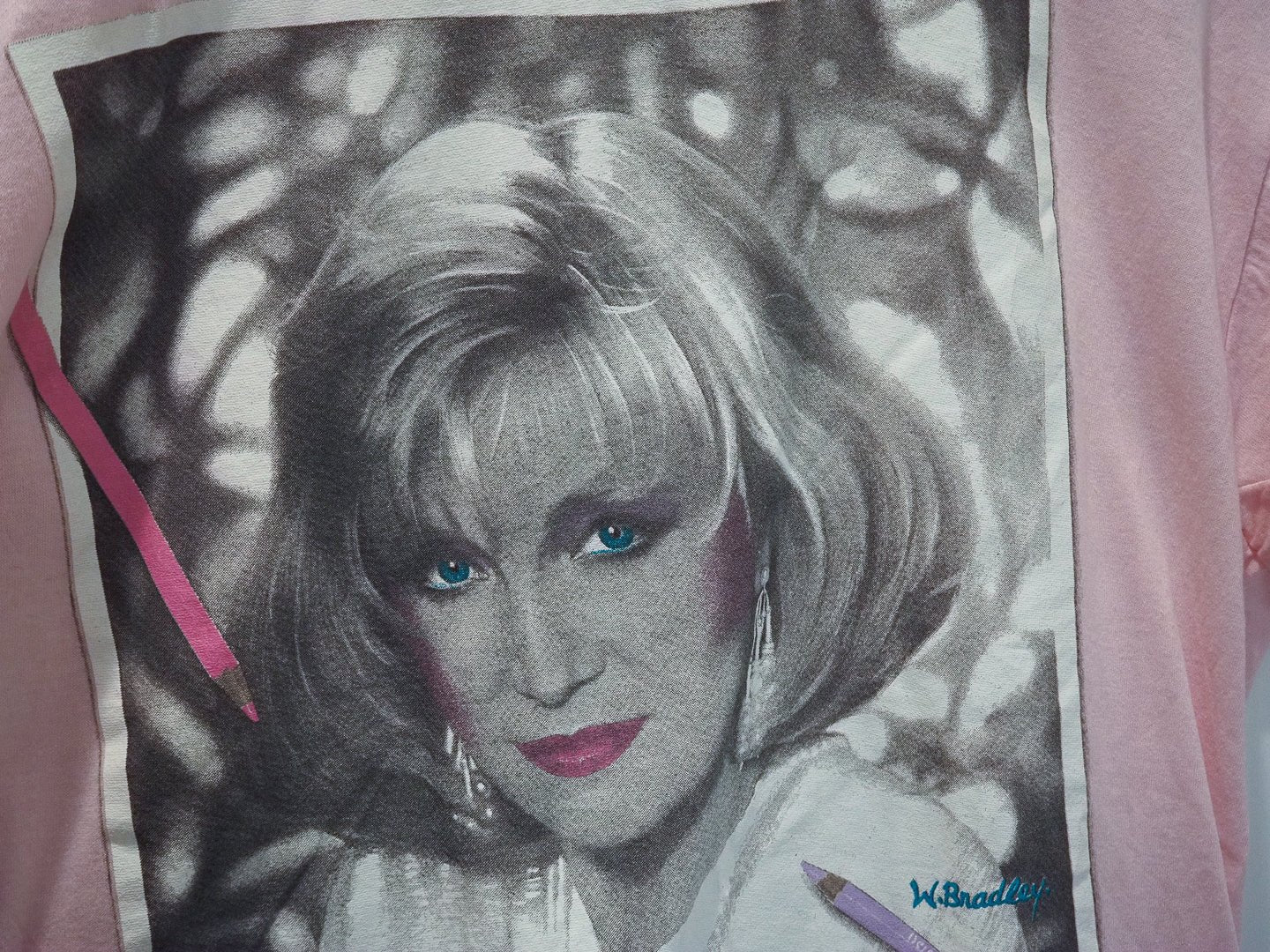 RARE 1990 Barbara Mandrell Signed Headshot T-Shirt – Screen Play, Screen Stars Tag, Pink Clothes - Screen Stars - Afterthought Vintage