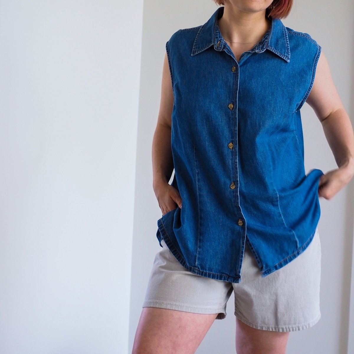 Vintage 1990s Bill Blass Women Jeans Sleeveless Buttondown Clothes - Afterthought Vintage