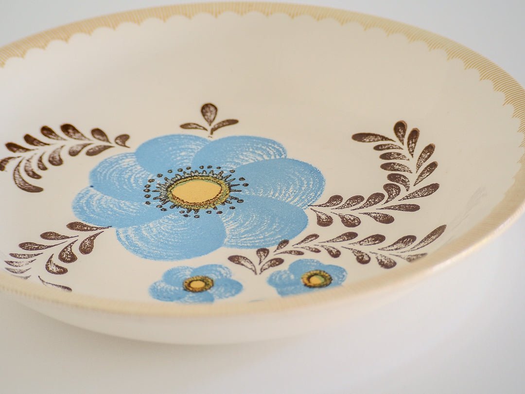 Vintage Jeannette Royal China Serving Bowl, 1960s Lifestyle - Afterthought Vintage