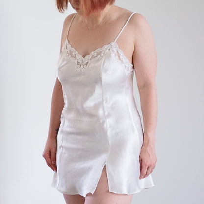 Vintage Victoria’s Secret White Nightgown with Lace Trim Clothes - Afterthought Vintage