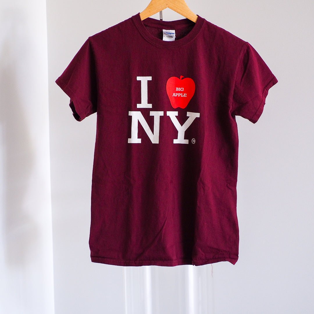 Y2K I <3 New York Big Apple T-Shirt Clothes - Afterthought Vintage