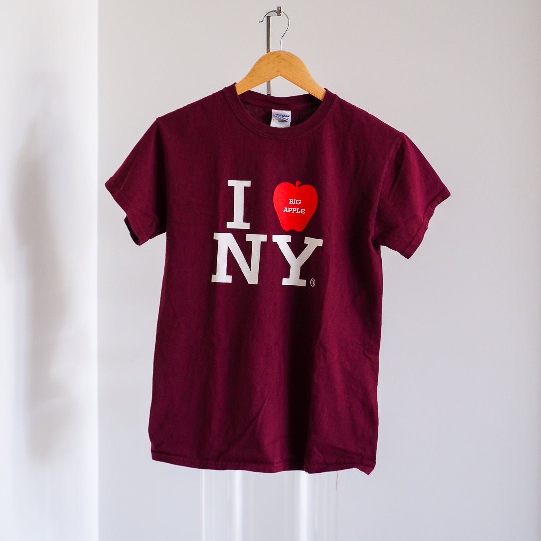 Y2K I <3 New York Big Apple T-Shirt Clothes - Afterthought Vintage