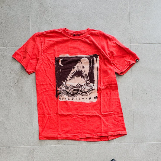 Y2K Quicksilver Shark Graphic Tee Clothes - Quicksilver - Afterthought Vintage