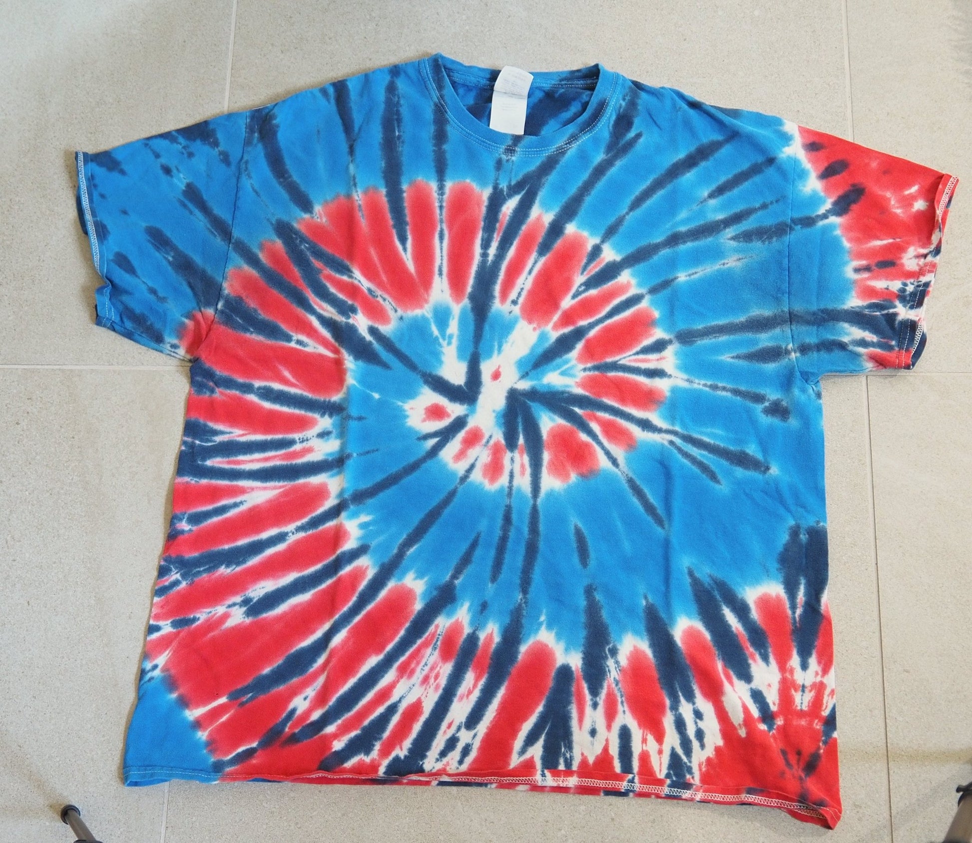 Y2K Red, White, & Blue Tie Dye Tee - XL Clothes - N/A - Afterthought Vintage