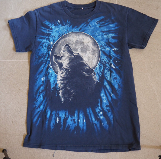 Y2K Wolf Howling at the Moon Tee Clothes - Unknown - Afterthought Vintage